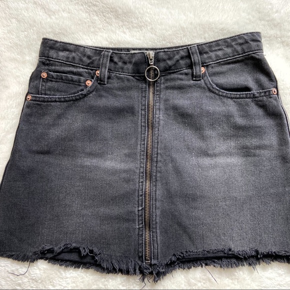 Free People Black Denim Mini Skirt Size 25 - Picture 5 of 13
